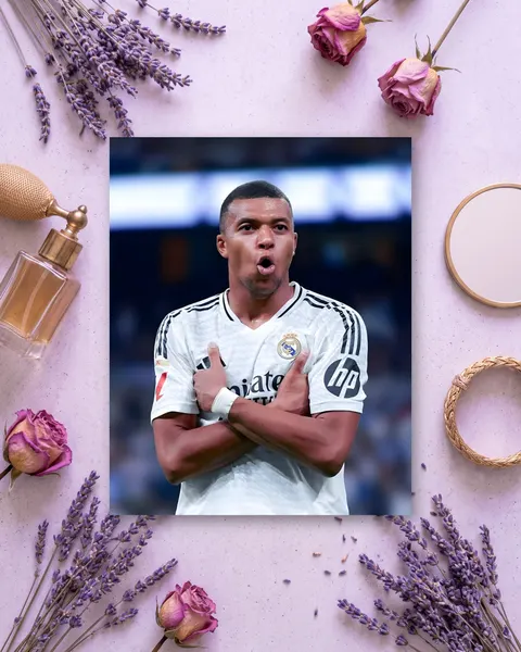 Cuadro de Jugador Real Madrid Celebración, en vinilo sobre madera